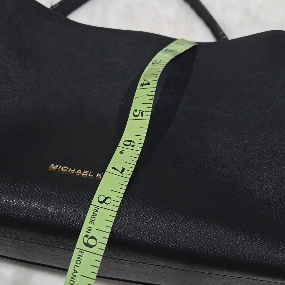 Michael Kors crossbody tote bag black like NEW condition